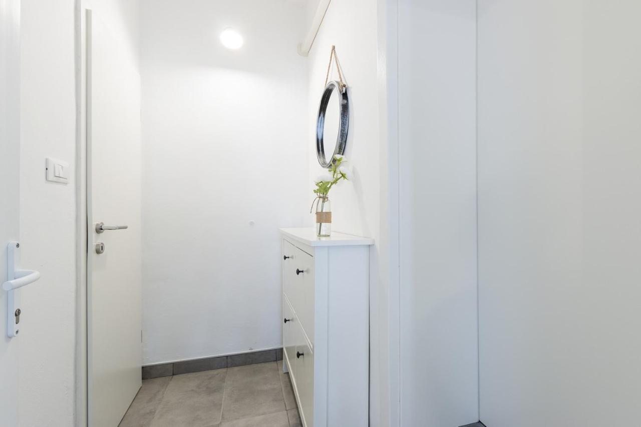 Holiday Apartment Near The Beach Fažana Buitenkant foto
